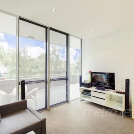 Sun-Drenched 3 Bedroom Apartment In Turrella Mascot Buitenkant foto